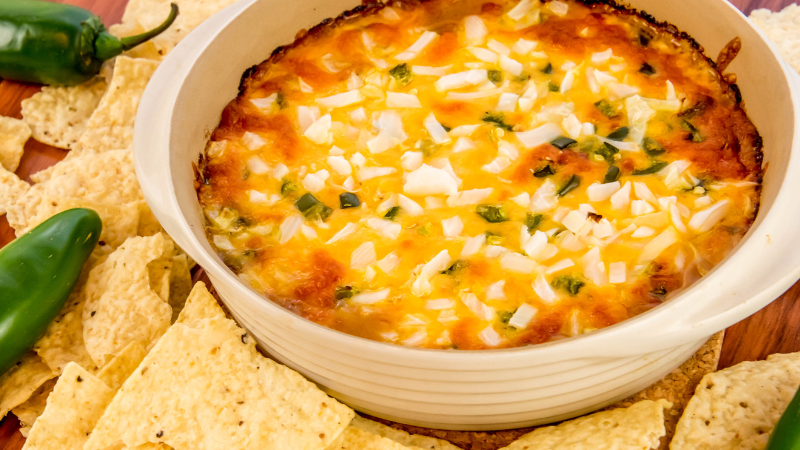 Image of Warm & Kaasachtige Elote Dip