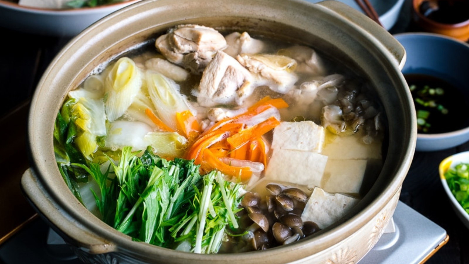 Image of Hot Pot japonais “Mizutaki” spécial hiver