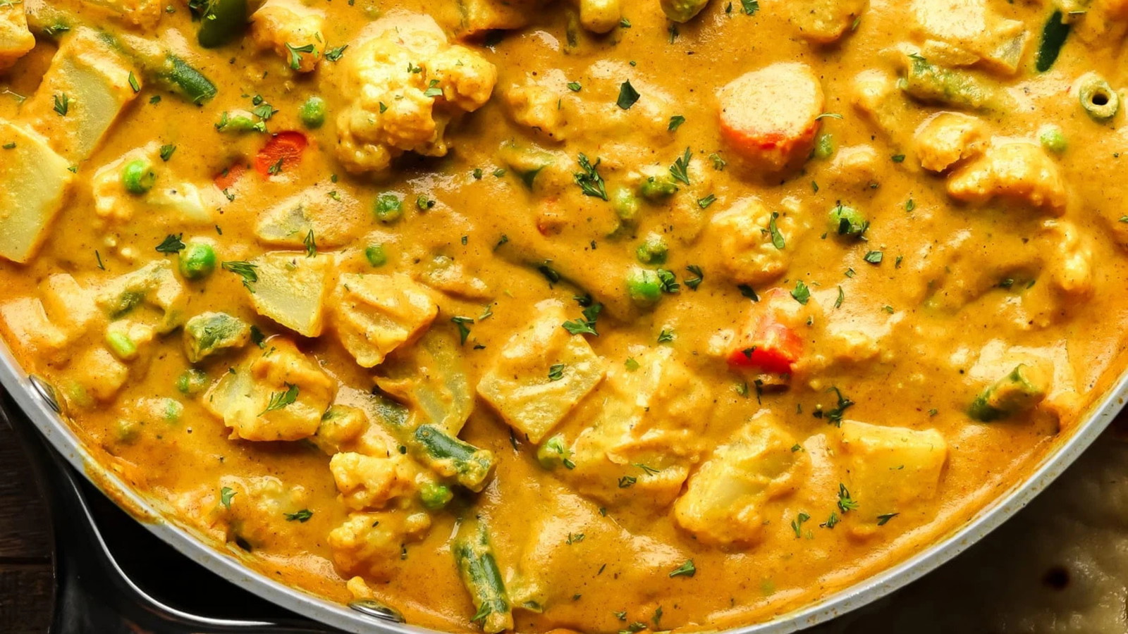 Image of Korma indien aux légumes d’hiver