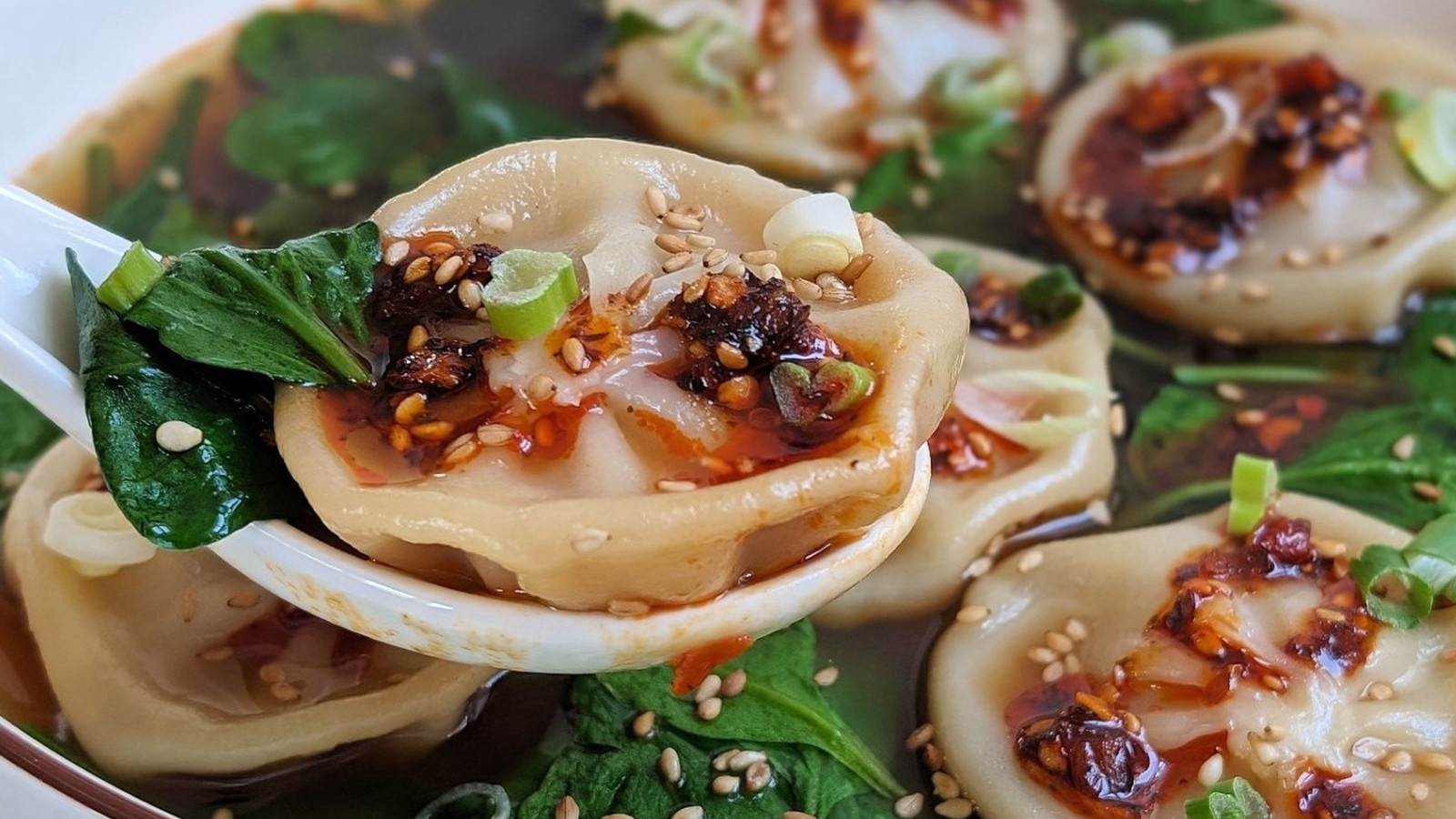 Image of Soupe wonton & épinards