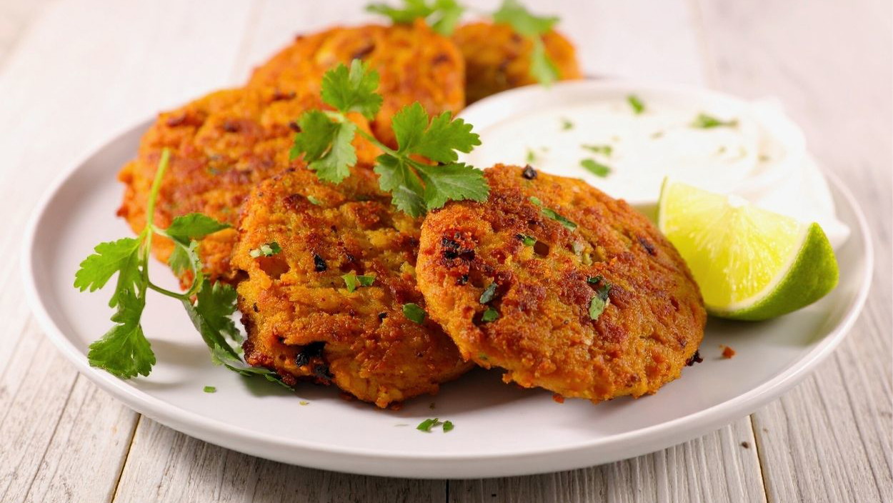 Image of Crispy Vegetable Patties with Fresh Sour Cream Dip 