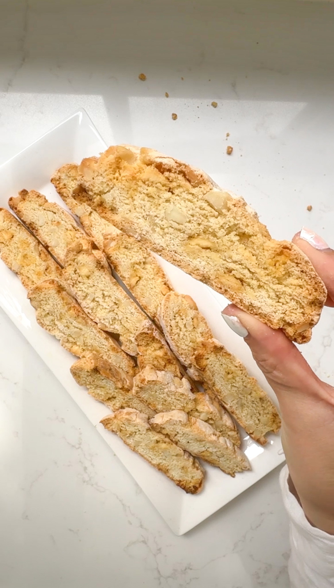 Macadamia & White Chocolate Chip Cantucci (Christmas Biscotti Recipe)