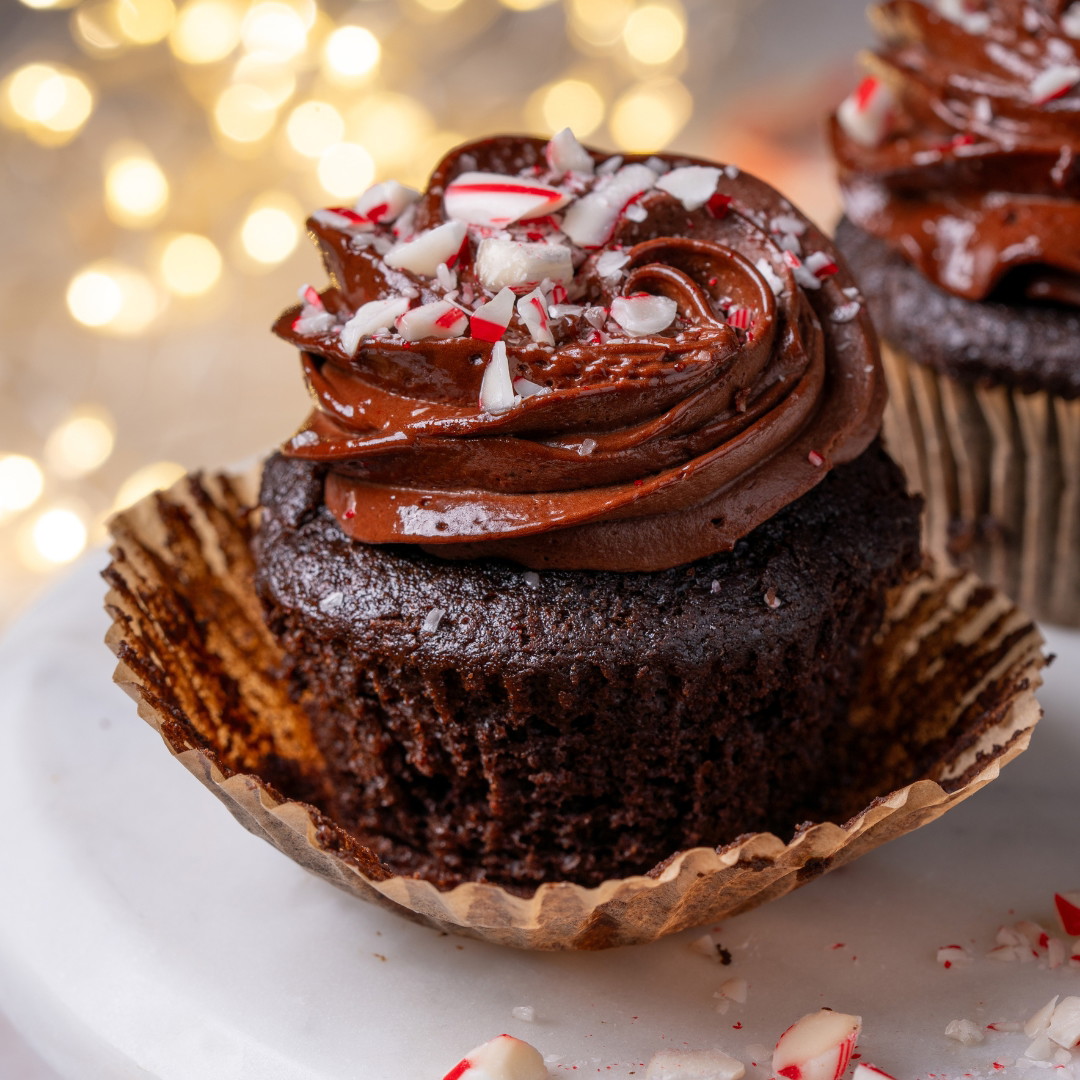 Chocolate Peppermint Christmas Cupcakes