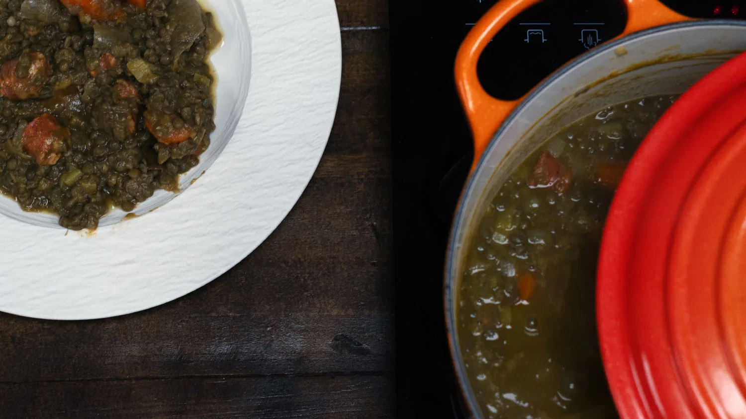 Image of Lentejas con chorizo tradicionales en cocotte