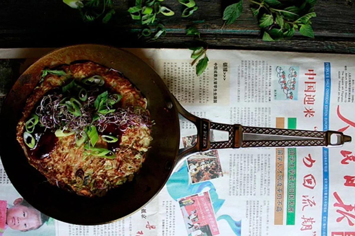 Panquecas de caranguejo e legumes