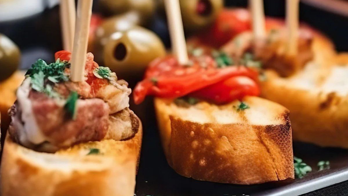 Image of Diferencias (¡y recetas!) entre Canapé, Montadito, Pincho y Otros Aperitivos Clásicos