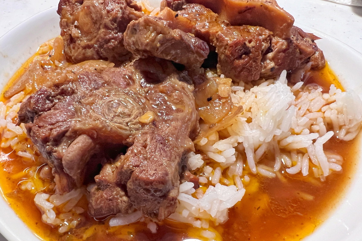 Slow Cooked Oxtails