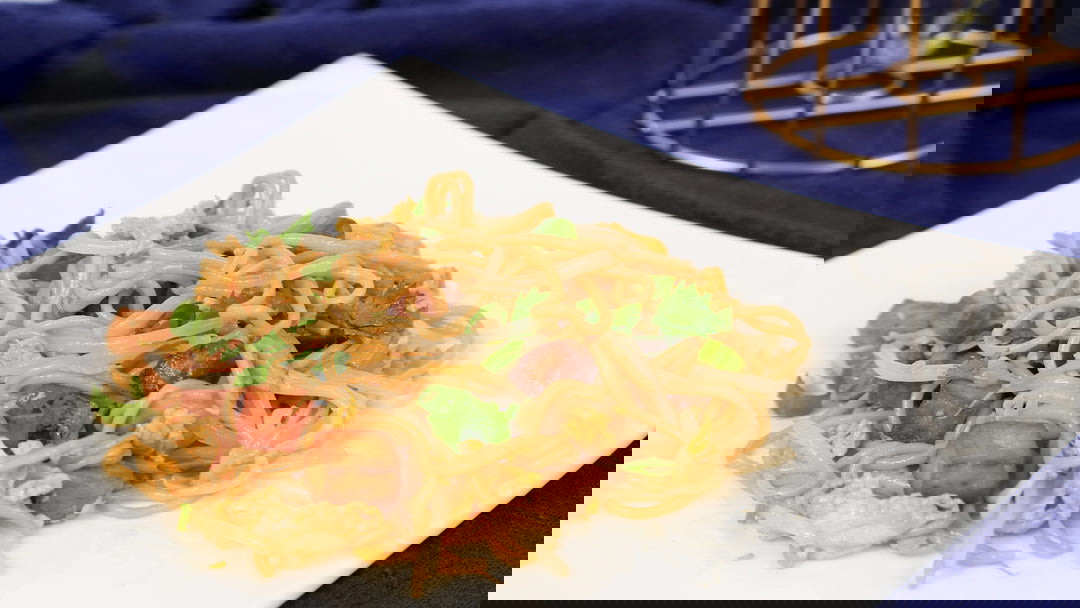 Image of Pad Thai with Brown Rice Noodles