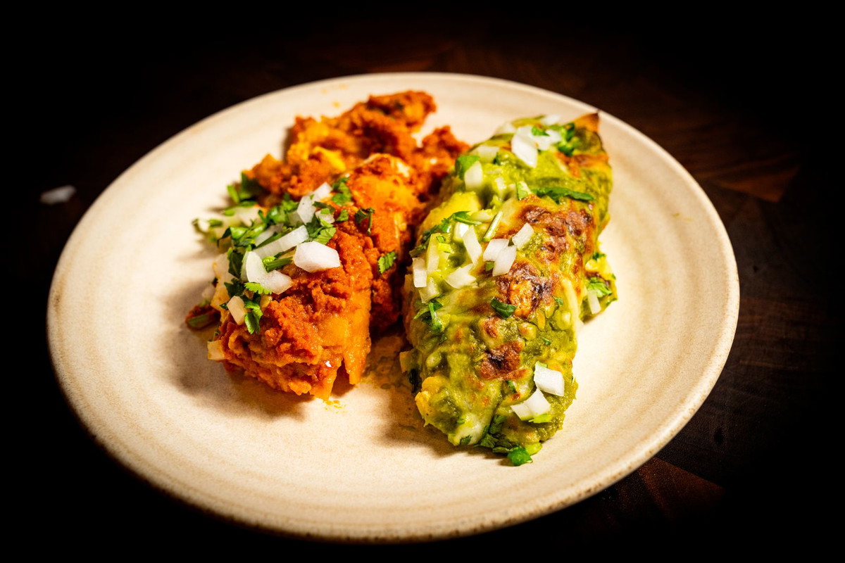 Enchiladas divorciadas para el desayuno