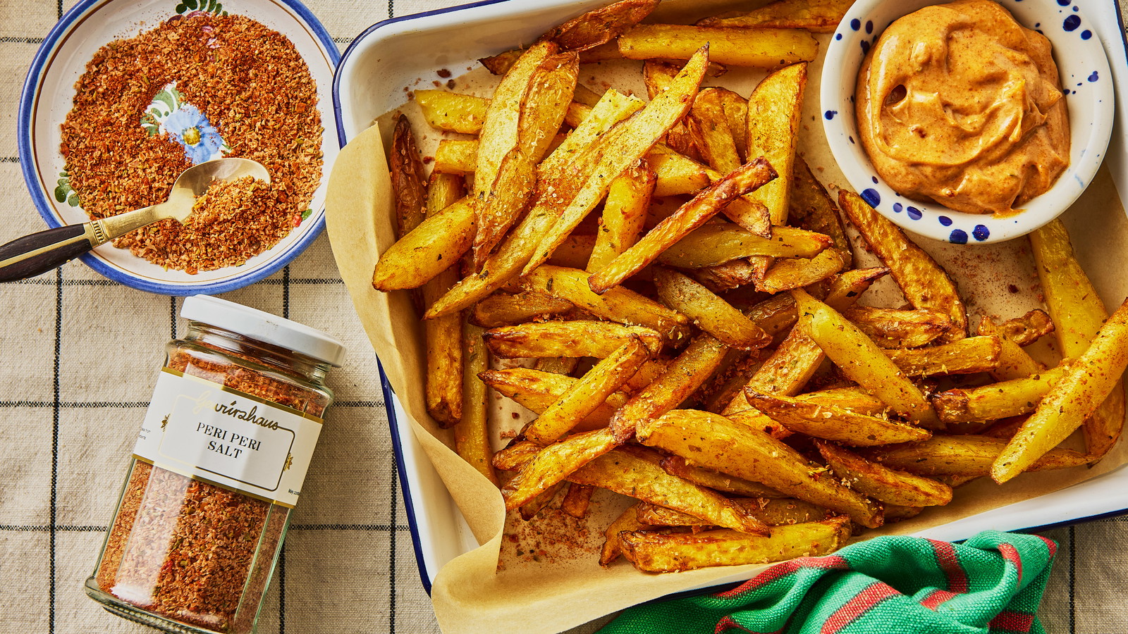 Image of Peri Peri Chips with Perinaise
