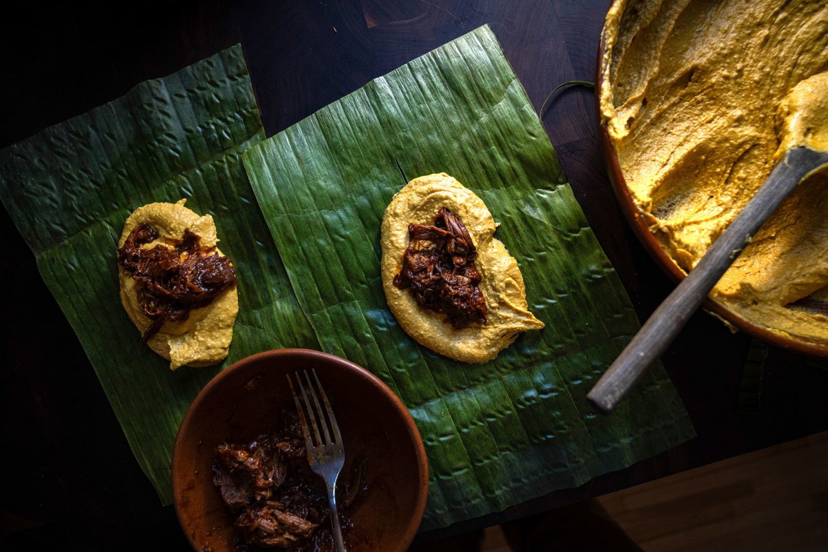 Kabocha Squash Tamales with Poached Chicken in Chile Rojo