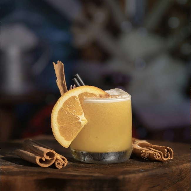 Image of apple + cinnamon fizz