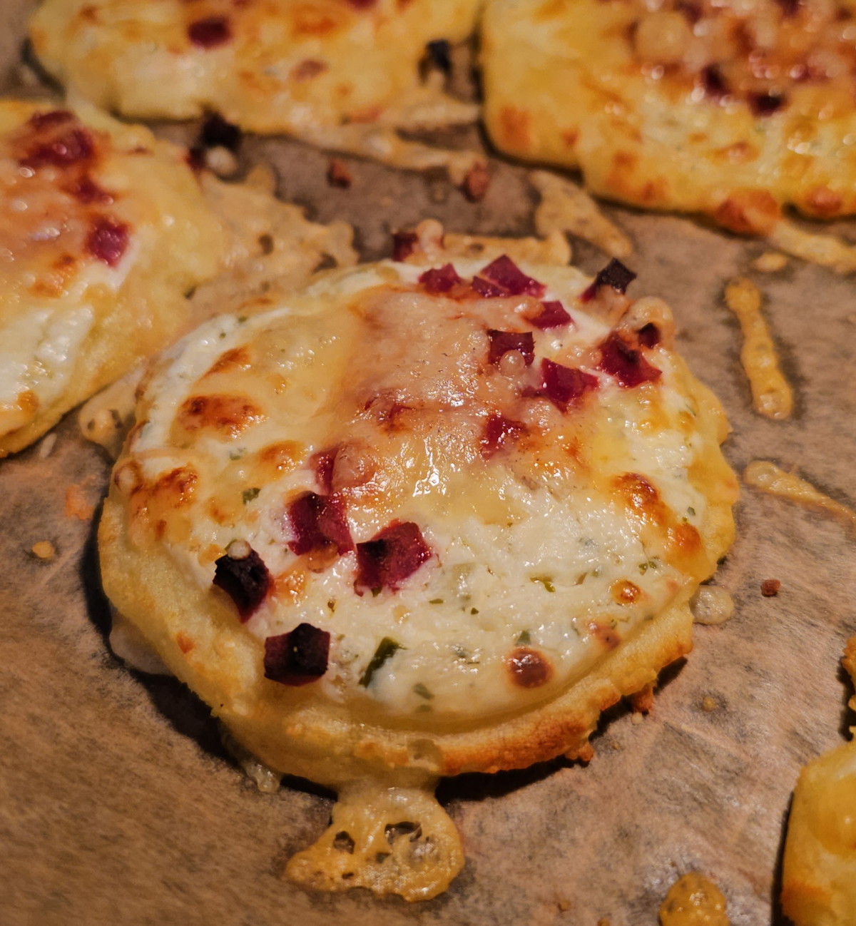 Knödelinis aus dem Ofen 