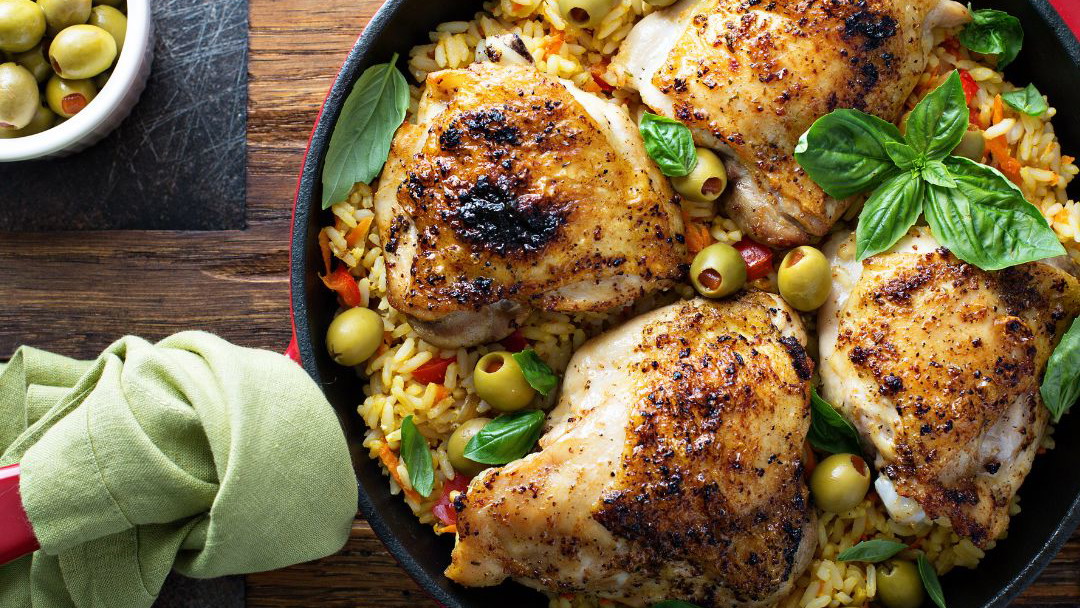 Image of Mediterranean Chicken Orzo Tray Bake (One-Pan Dinner Party Favourite)