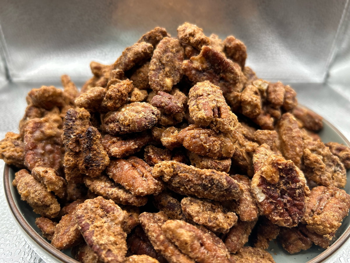Slow Cooker Maple Candied Pecans