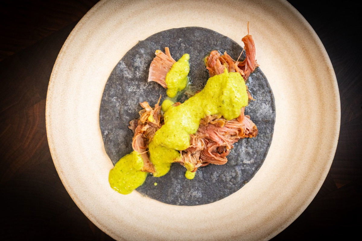 Jonathan Zaragoza's Salsa Fala aka: Guacasalsa - The Creamy Green Salsa Without Avocado