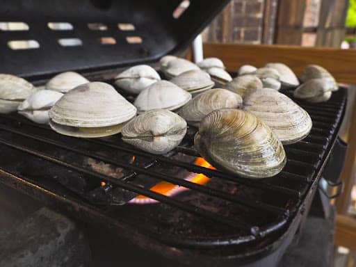 Image of Grilled Clams