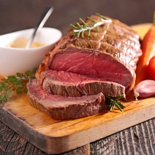 Image of Seared Chateaubriand Roast with Garlic-Herb Butter