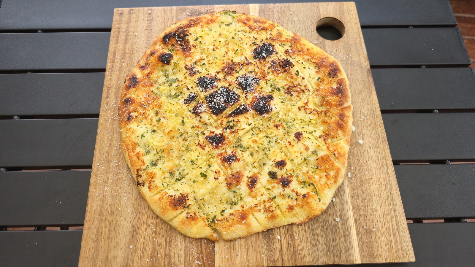 Image of Garlic Pull-Apart Bread 