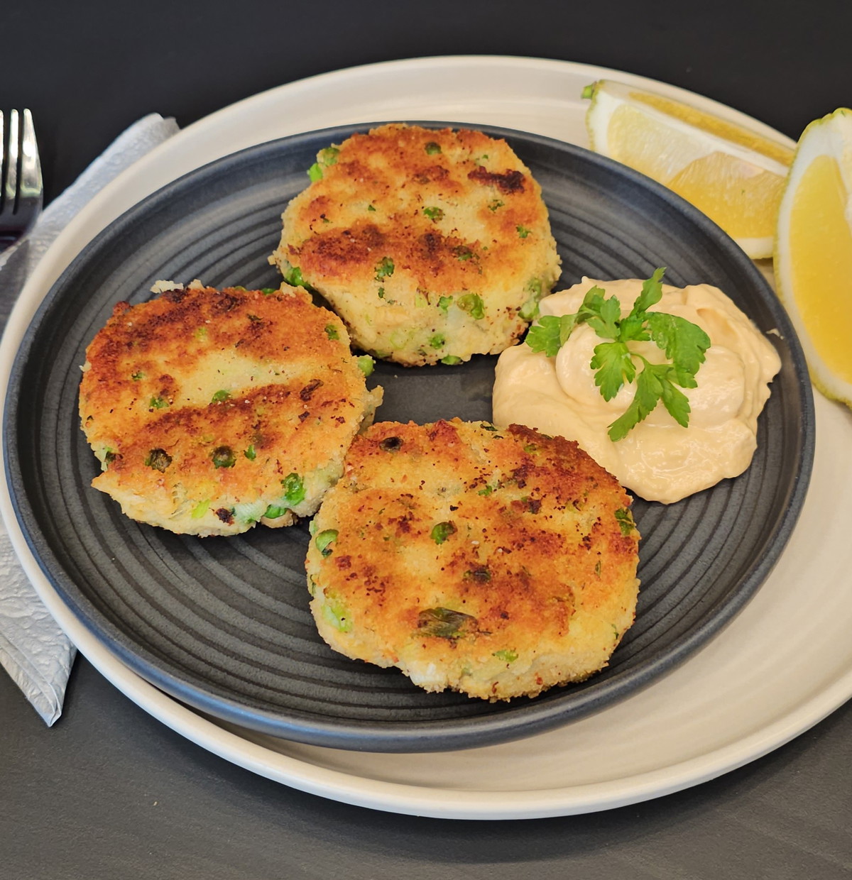 Herzhafte Thunfisch-Erbsen-Frikadellen