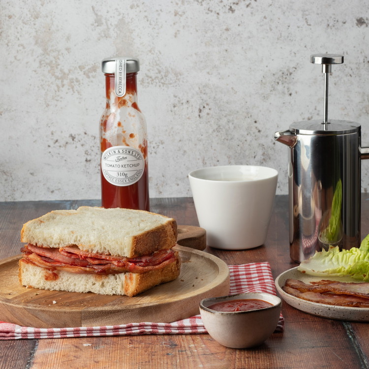 Image of Press down to cut the sandwich in half and enjoy straight away with a hot cup of tea.