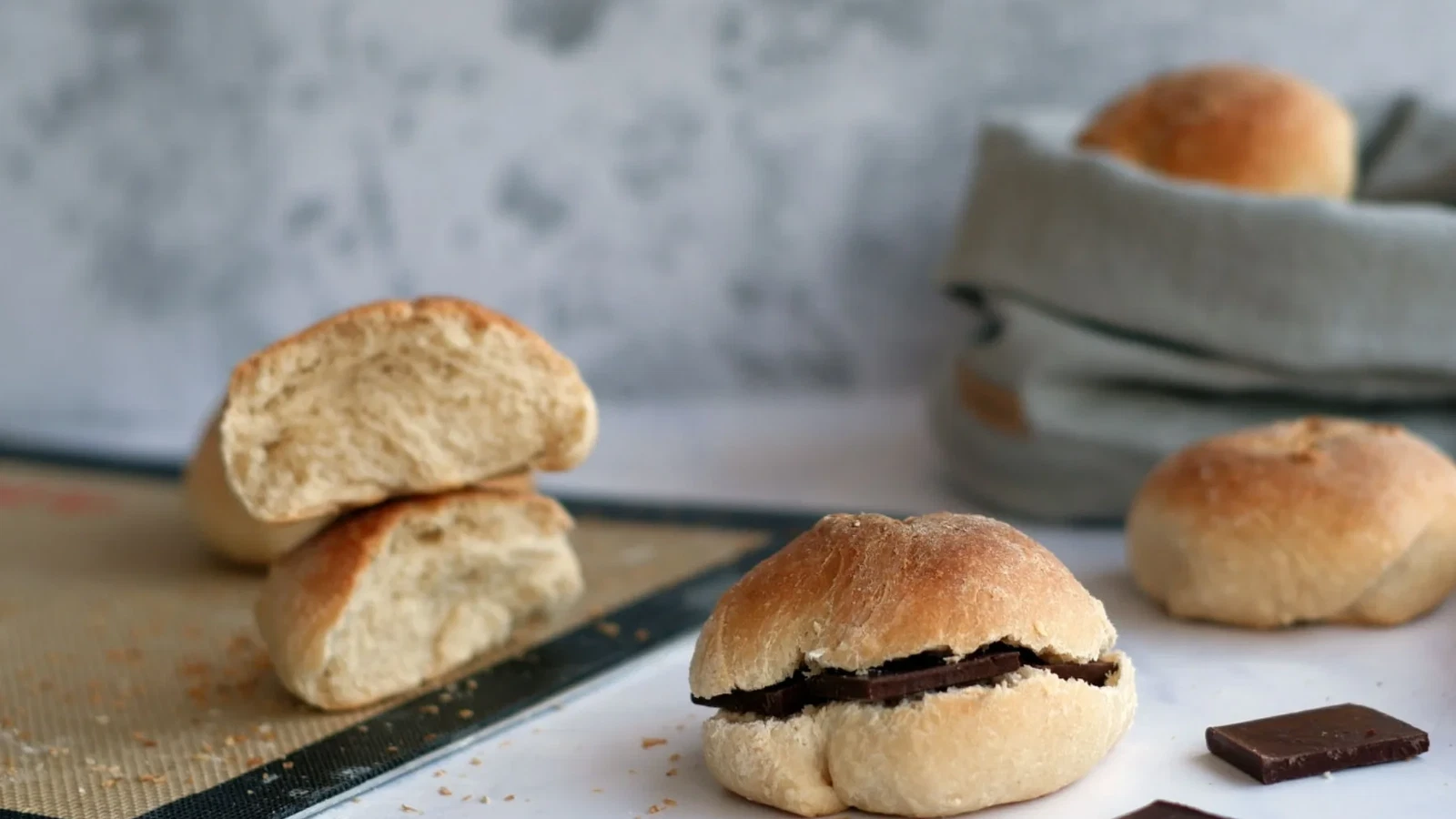 Image of Panecillos de coco