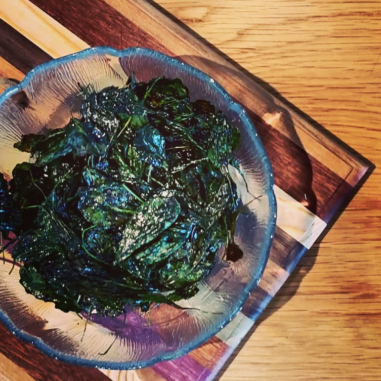 Crispy Black Garlic Kale Chips