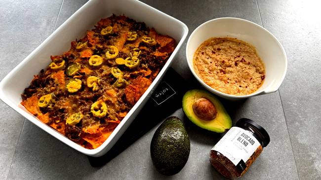 Image of Überbackene Nachos mit Guacamole