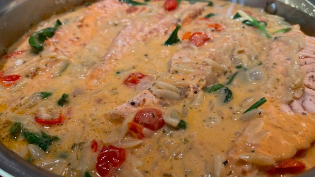 Image of One Pot Salmon with Tomatoes, Spinach and Orzo 