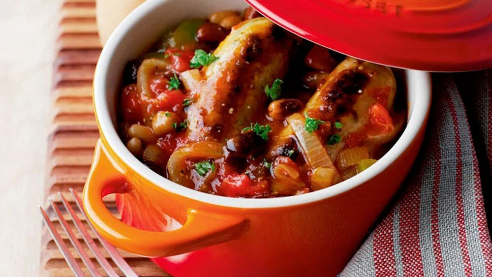 Image of Cazuelita de salchichas y judías (receta en mini-cocotte)