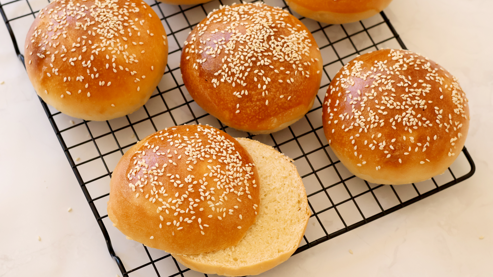 how to make sourdough burger buns