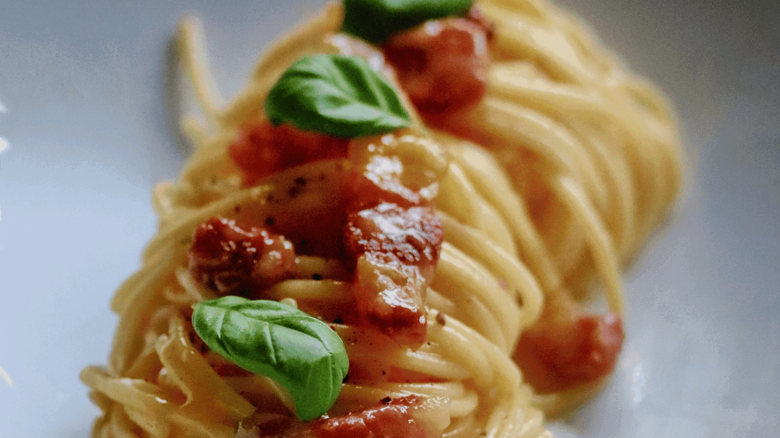 Spaghetti Carbonara with Guanciale