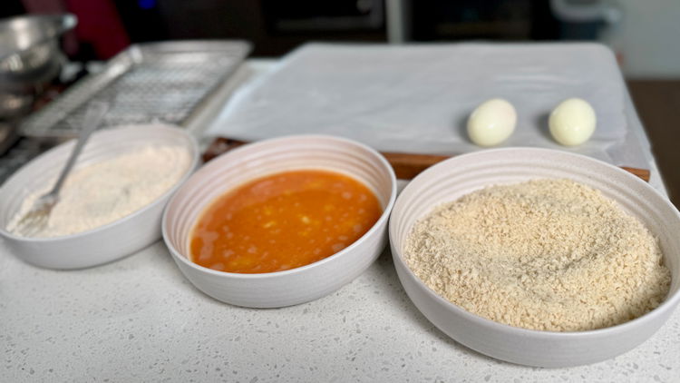Image of setup your dredging station in 3 bowls. 1) flour, HealthIER...