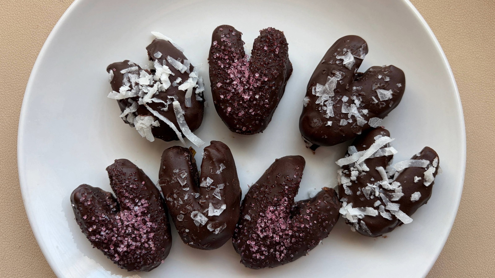 Image of No Bake Chocolate Date Hearts