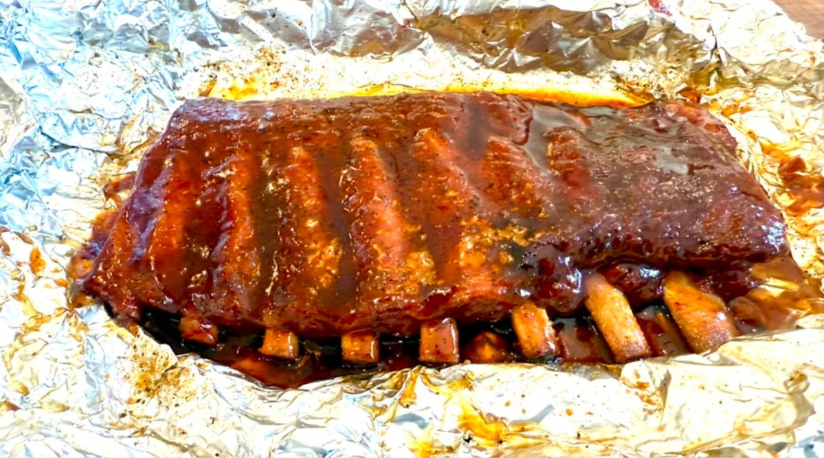 How to Make Ribs with a Foil Boat Finish