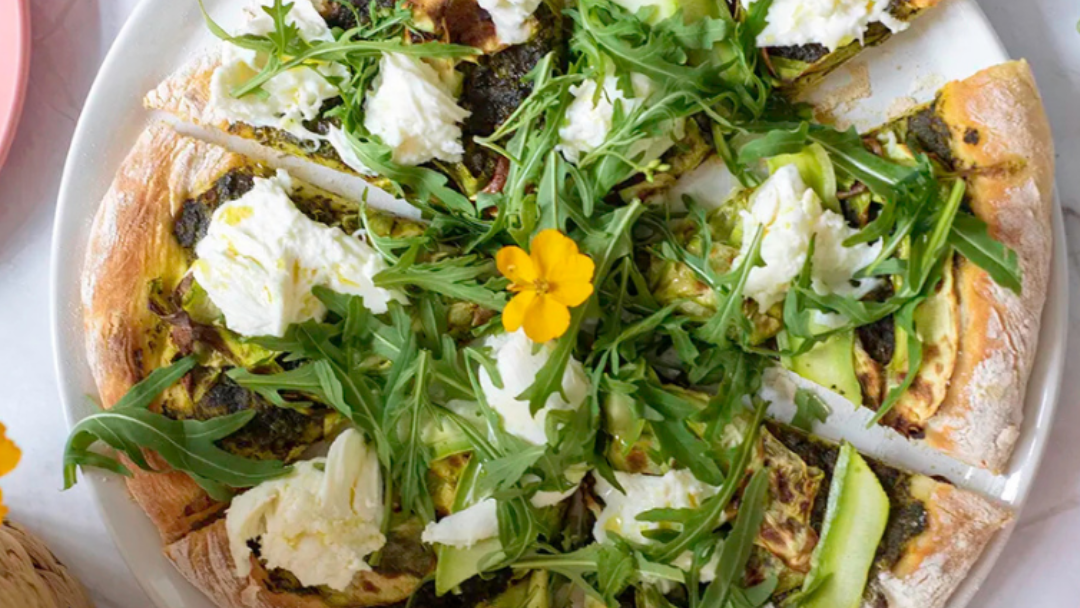 Image of Spinach Masala Burrata Pizza