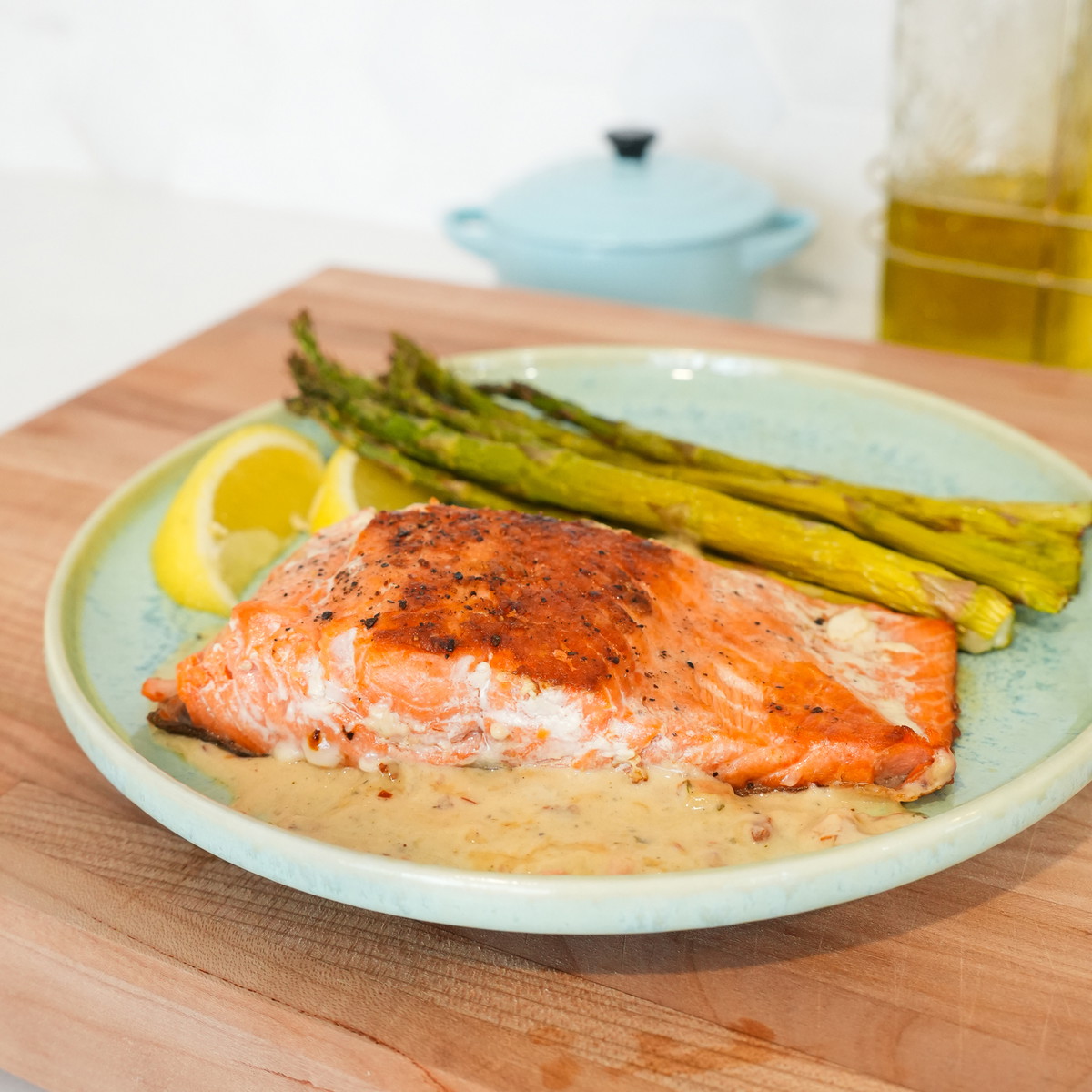 Pan-Seared Salmon with Lemon Cream Sauce