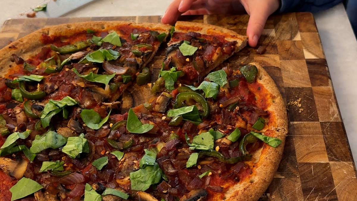 Hope's Veggie Pizza