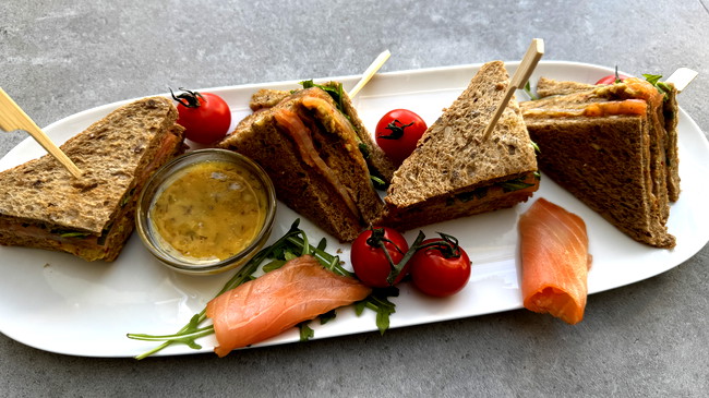 Image of Avocado Lachs Sandwich