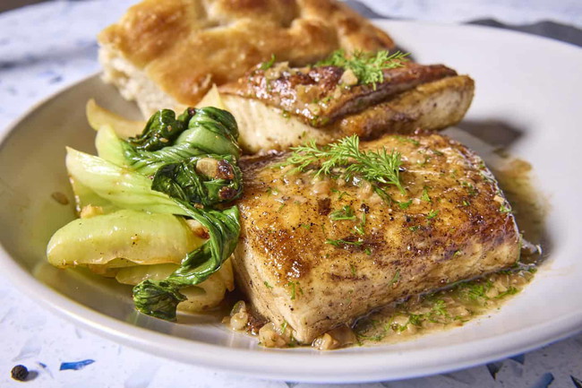 Pan-Seared Halibut with Lemon Butter Dill Sauce Recipe