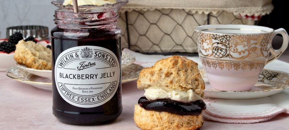 Apple Scones with Blackberry Jelly