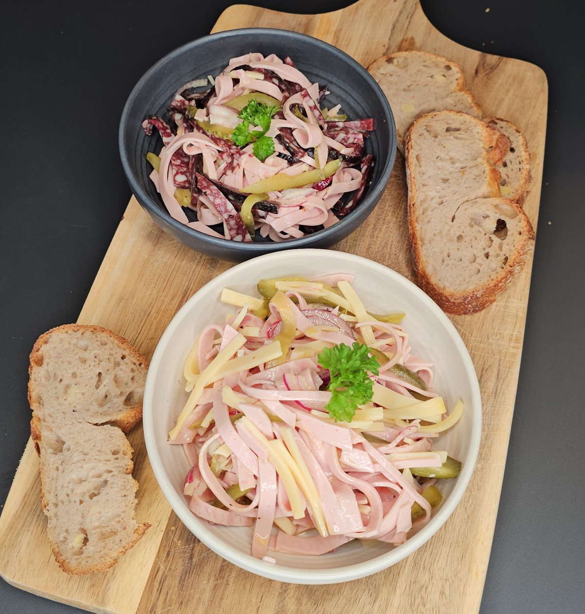 Schwäbischer oder Schweizer Wurstsalat