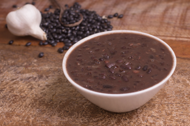 10-Minute Southwest Black Beans for Tacos, Burritos & Nachos