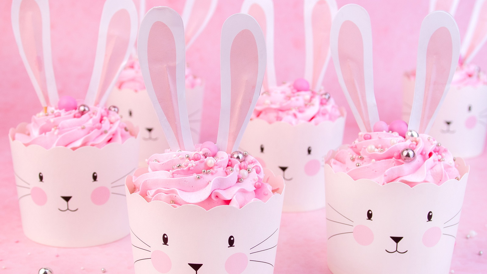 Kanin Cupcakes