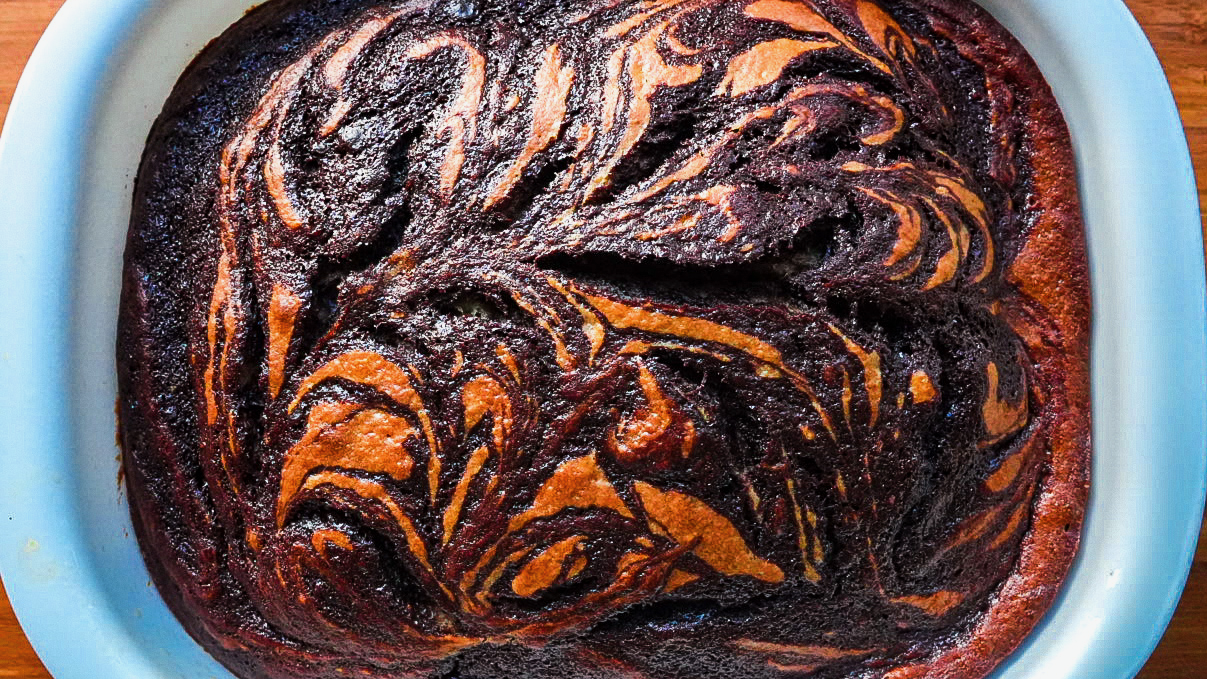 Gateau aux bananes et tourbillon de café