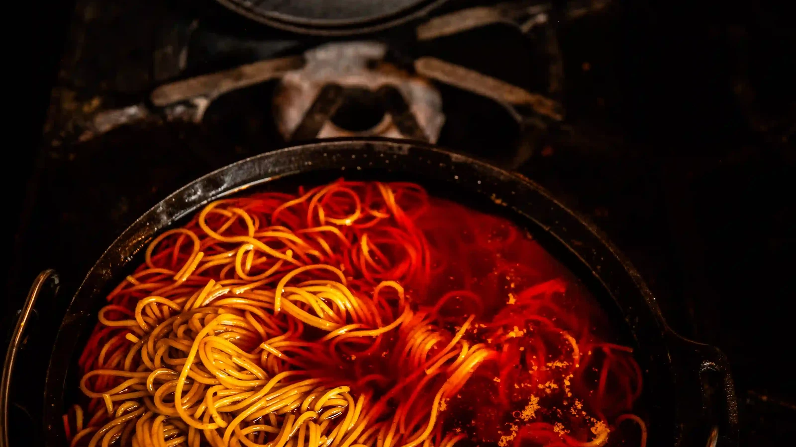 Image of Bar-B-Q Spaghetti – Dutch Oven Version