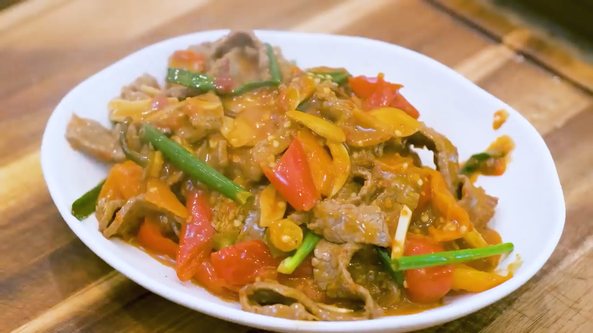 Pickled Pepper Steak Recipe (泡椒牛肉)