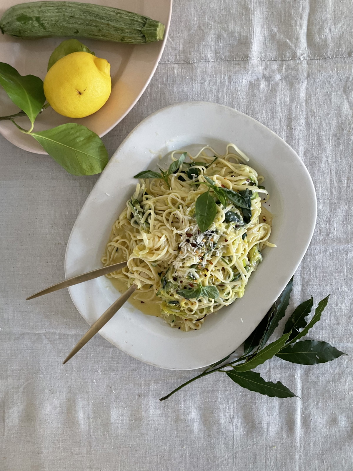 Zucchini-carbonara