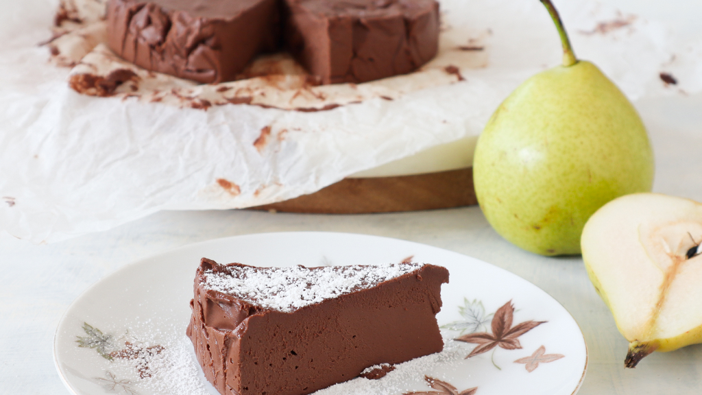 Chocolate and pear mousse cake