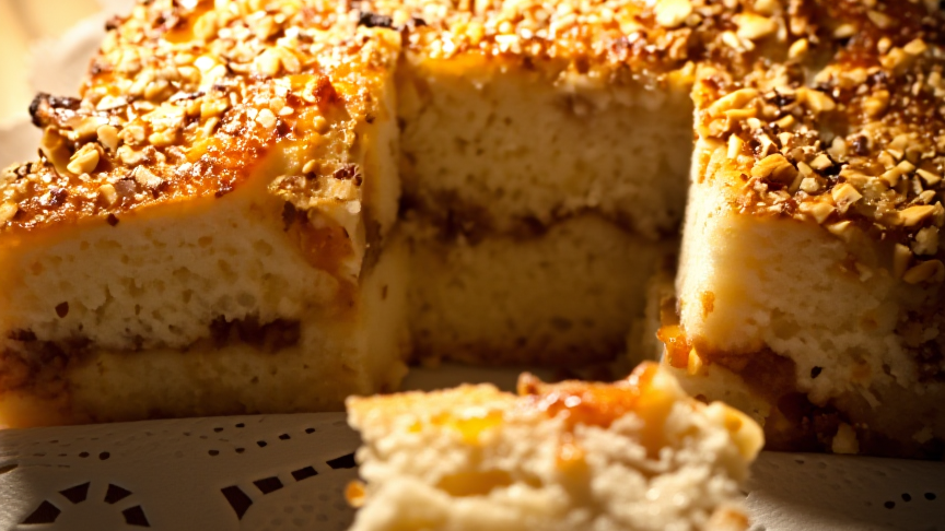 Image of עוגת שמרים שכבות רכה בסגנון בריוש